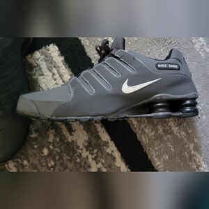 Nike Shox men's size 11